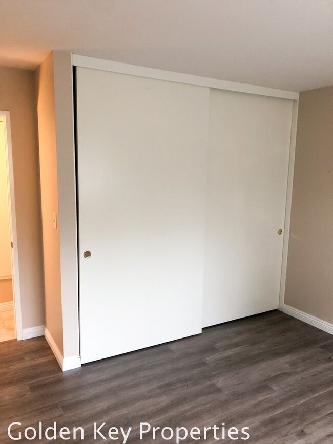 Building Photo - Lovely unit in Costa Serena