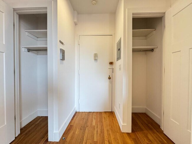 Building Photo - 1 bedroom in Brooklyn NY 11215