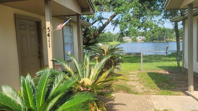Primary Photo - 5411 E Shore Dr