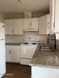 Building Photo - 2308 N 51st Pl