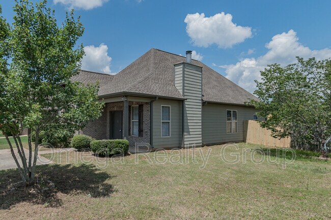 Building Photo - 1020 Washington Dr