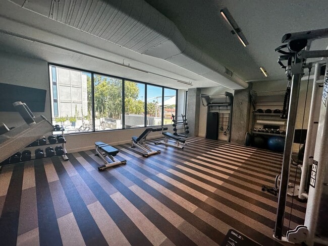 Building Photo - Contour on Campbell 1 bed 1.5 bath condo