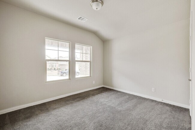 Building Photo - 269 Sunshine Ln