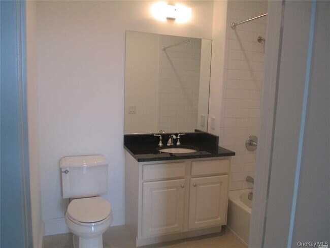 Building Photo - 237 Marina Pointe Dr