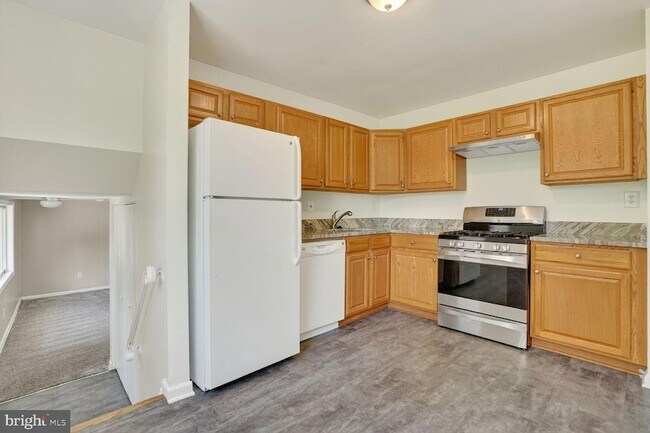 Building Photo - 7720 Loudon Dr
