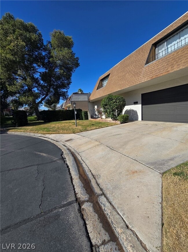 Building Photo - 3612 Mt Vernon Ave