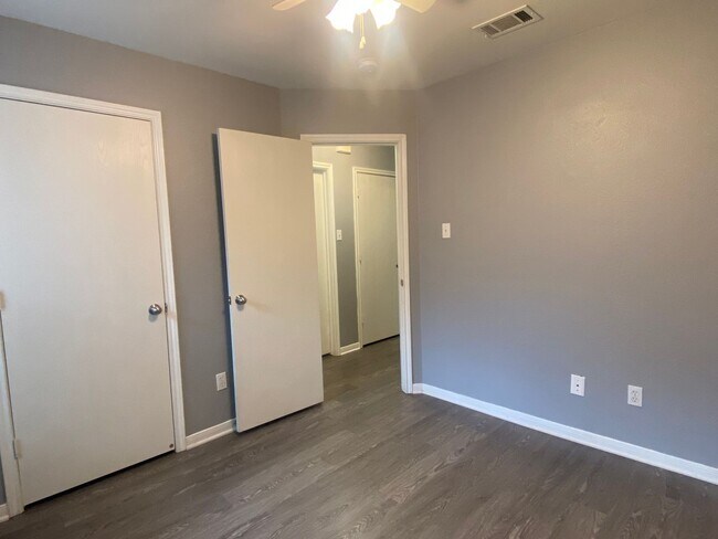 Building Photo - 3 BEDROOM, BELTON ISD