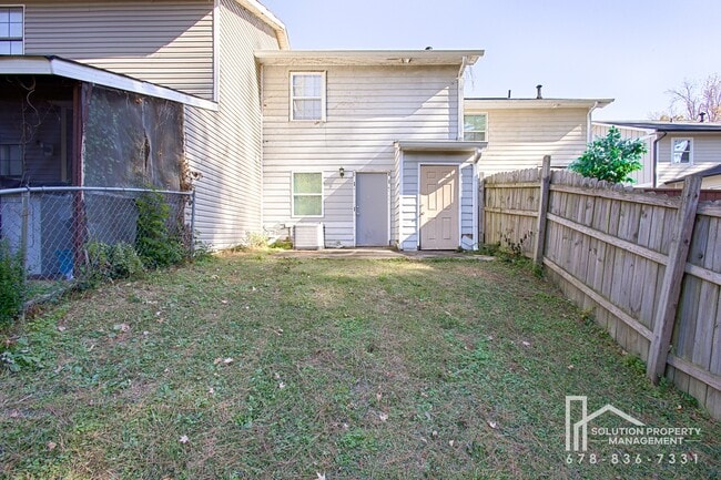 Building Photo - 5740 Old Gordon Rd