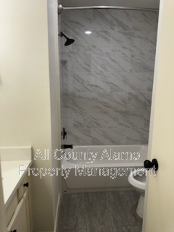 Building Photo - 11318 Hatchet Pass Dr