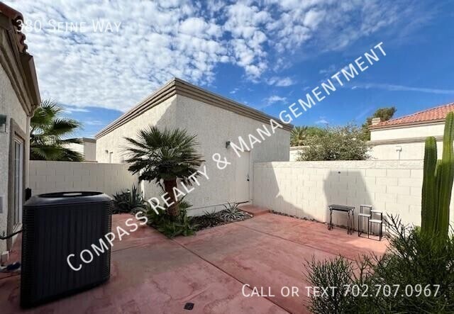 Building Photo - 380 Seine Way