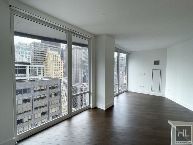 Building Photo - East 44th Street