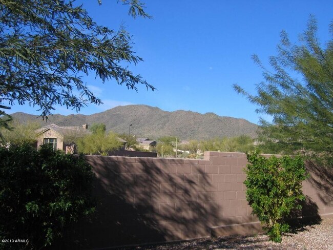 Building Photo - 41440 N Bent Creek Way