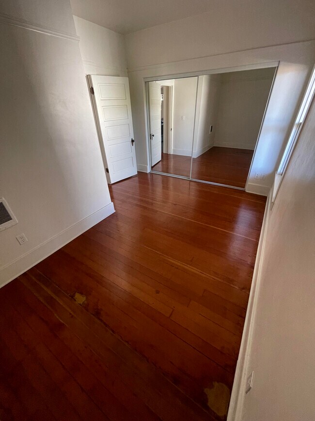 Building Photo - 1234 24th St