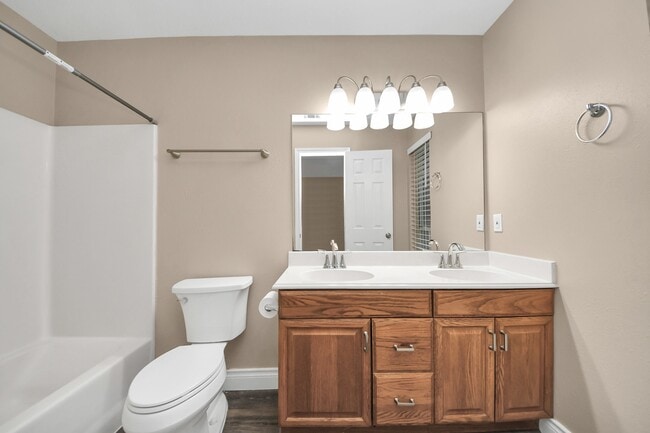 Building Photo - 1163 Lovett St