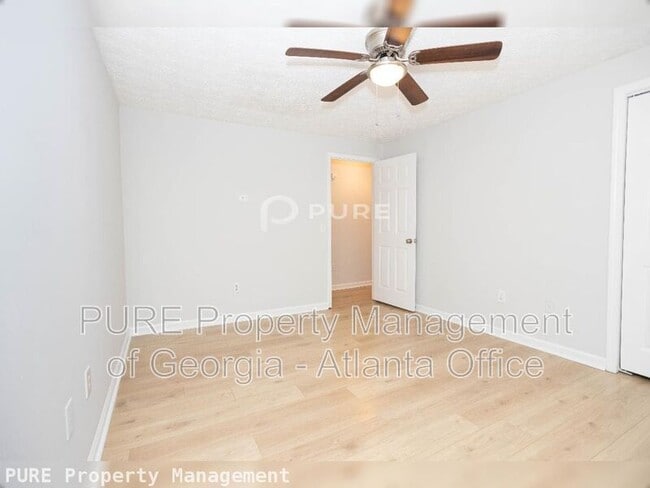 Building Photo - 2414 Leeward Ct