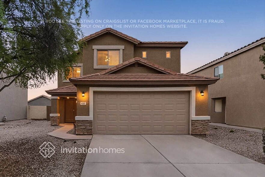 Building Photo - 447 W Corriente Ct