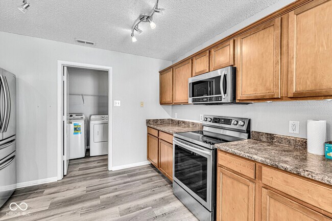 Building Photo - 12254 Maize Dr
