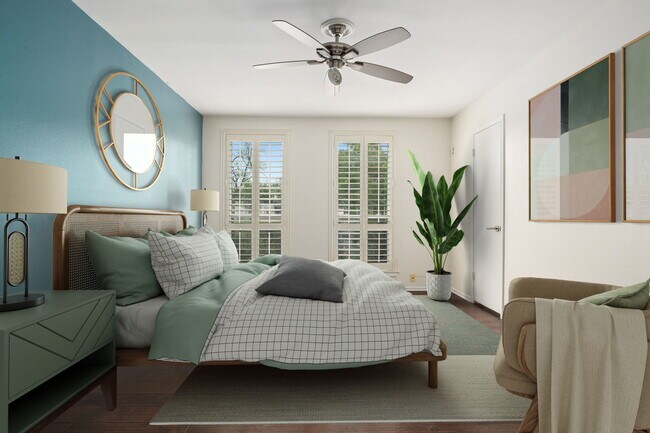 Building Photo - 166 Elizabeth Rd