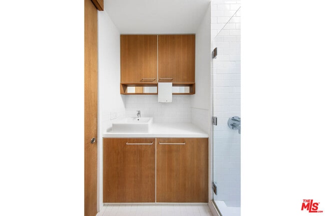 Building Photo - 1416 Fairbanks Pl