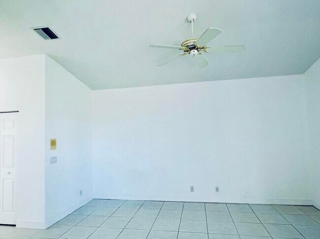 Building Photo - 17334 Antigua Point Way