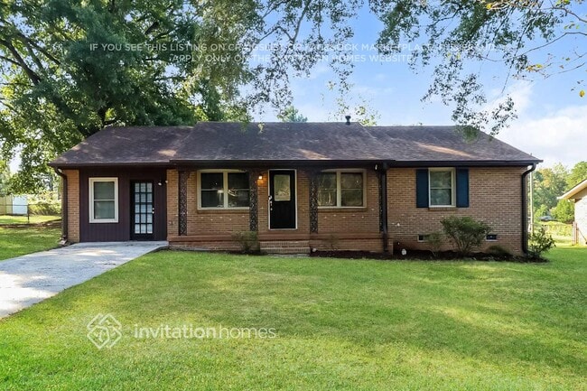 Building Photo - 1001 Sunrise Dr