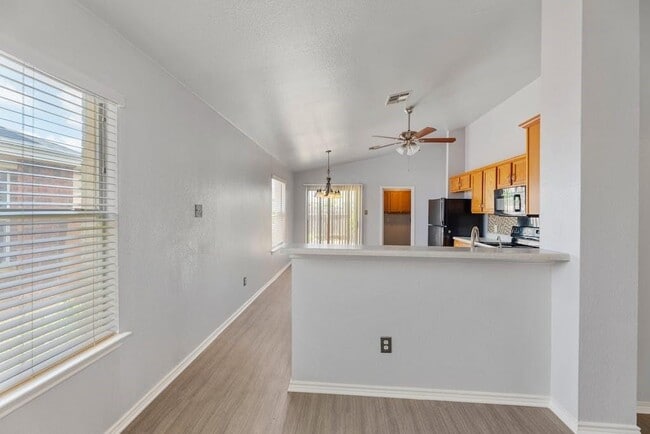 Building Photo - 12816 Dwight Eisenhower St