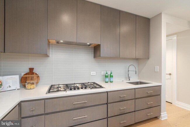 Building Photo - 2501 M St NW