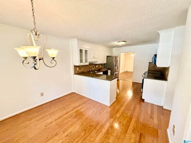 Building Photo - 303 Chase Plantation Cir