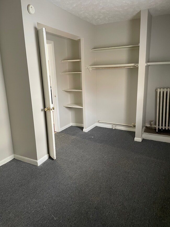 Building Photo - 33 Harvard St