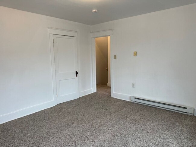 Building Photo - 53 W Granada Ave