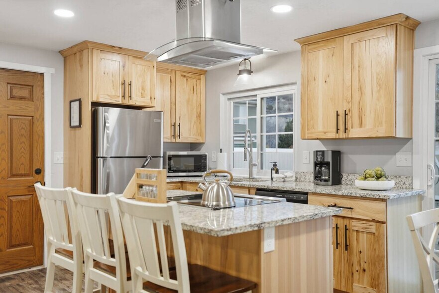 Building Photo - 3592 Bengal Blvd