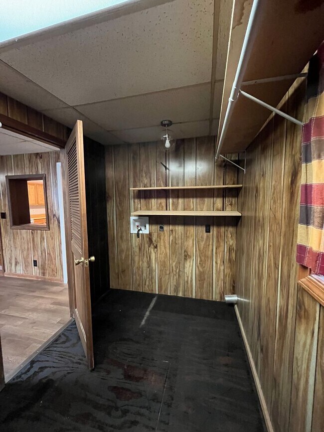 Building Photo - 2 bedroom home available in Cherry Valley