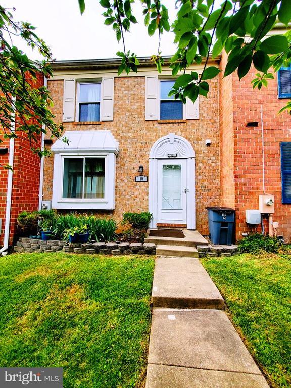 Building Photo - 19 Island Run Ct