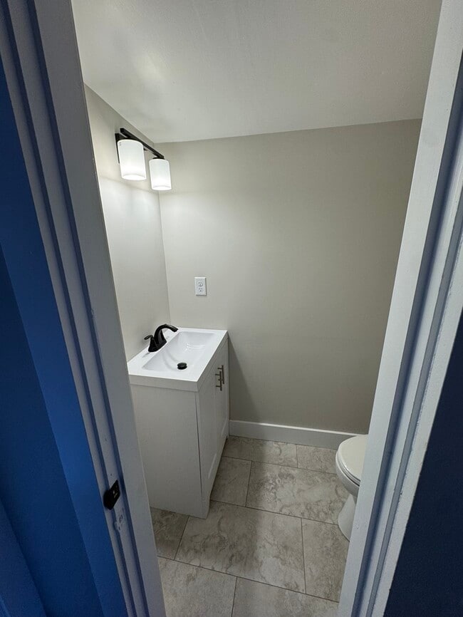 Building Photo - 290 Squantum Rd