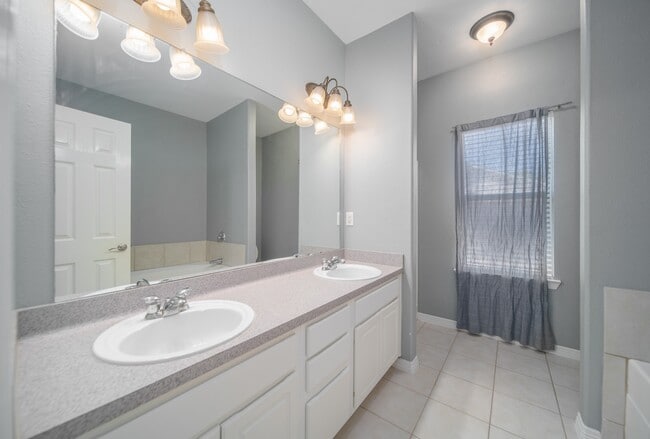 Building Photo - 21323 Sweet Grass Ln