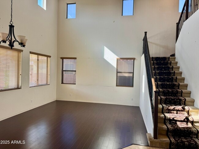 Building Photo - 3641 E Kingbird Pl