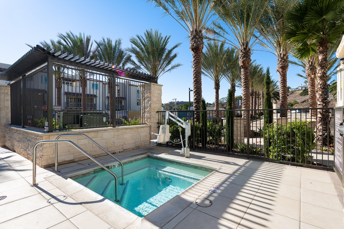 Building Photo - 2662 Doheny Way