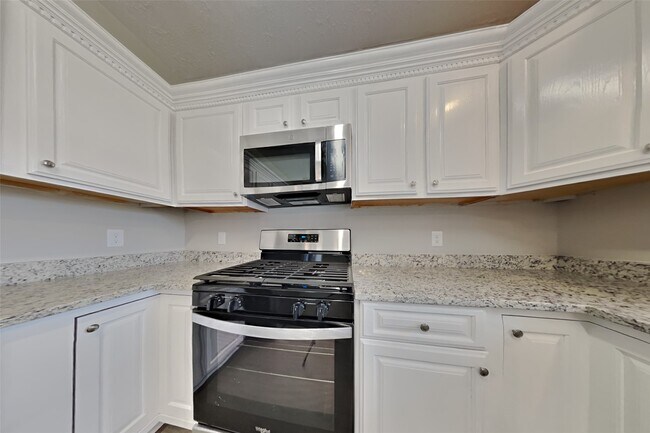 Building Photo - 12618 Duchess Ln