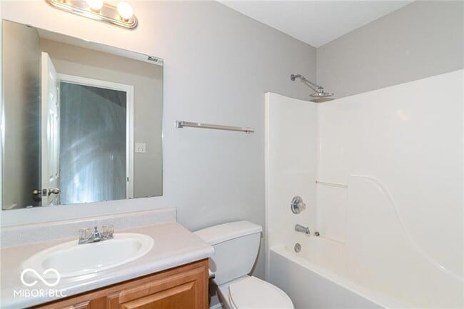 Building Photo - 11817 Shady Meadow Pl