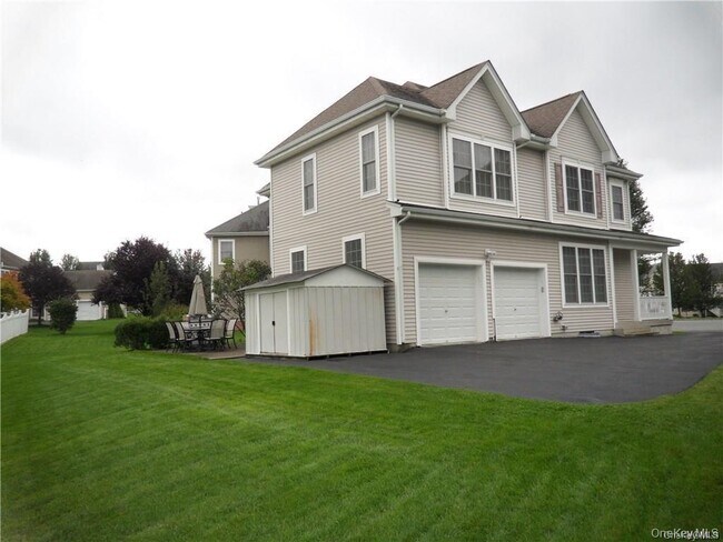 Building Photo - 6 Blackmoor Ct