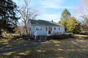 Building Photo - 10002 N Whitworth Dr