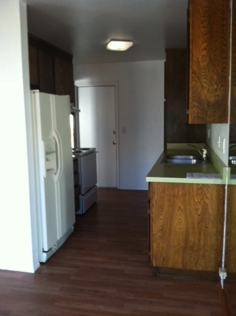 Building Photo - Great Salinas Two Bedroom House