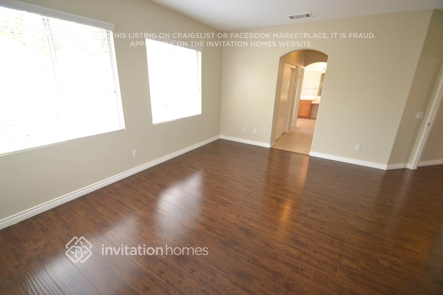 Building Photo - 22830 Oak Knoll Dr