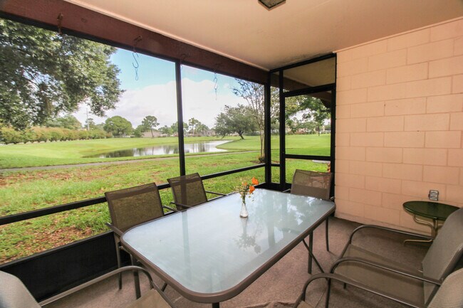 Building Photo - 2634 Shadybranch Dr