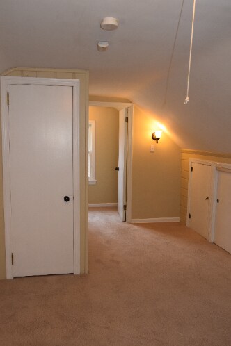 Building Photo - 4070 Wyncote Rd