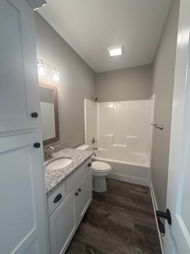 Building Photo - 17212-17224 Palazzo Drive