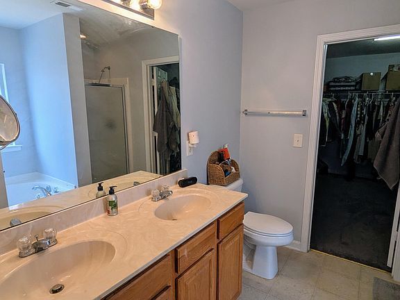 Building Photo - Build Equity While Leasing - Lease and Own...