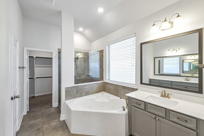 Building Photo - 29410 Barker Meadow Ln