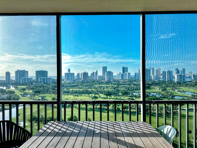 Building Photo - 20335 W Country Club Dr