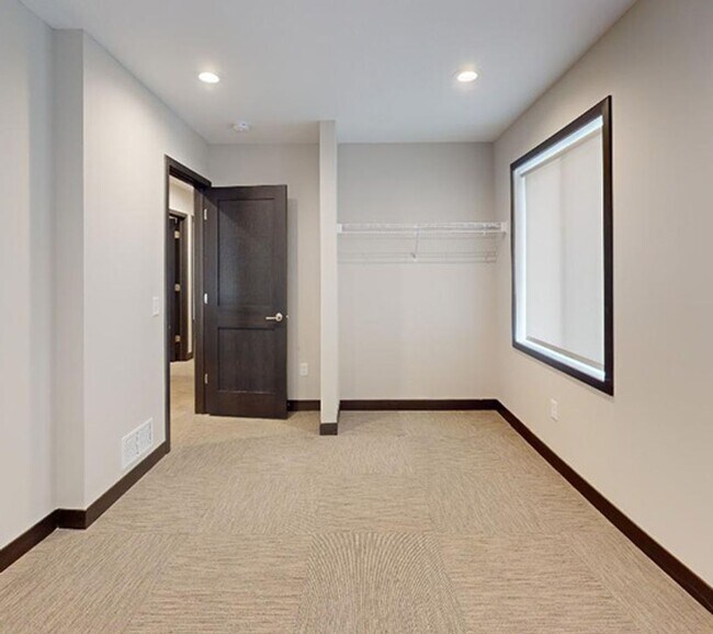 Building Photo - 2023 Build Single Family close to U of M C...